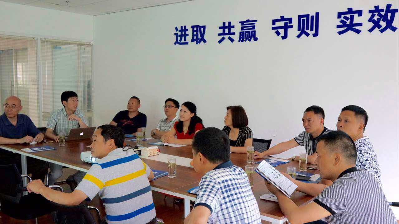 洪湖市副市长熊瑛一行莅临康凯科技调研指导